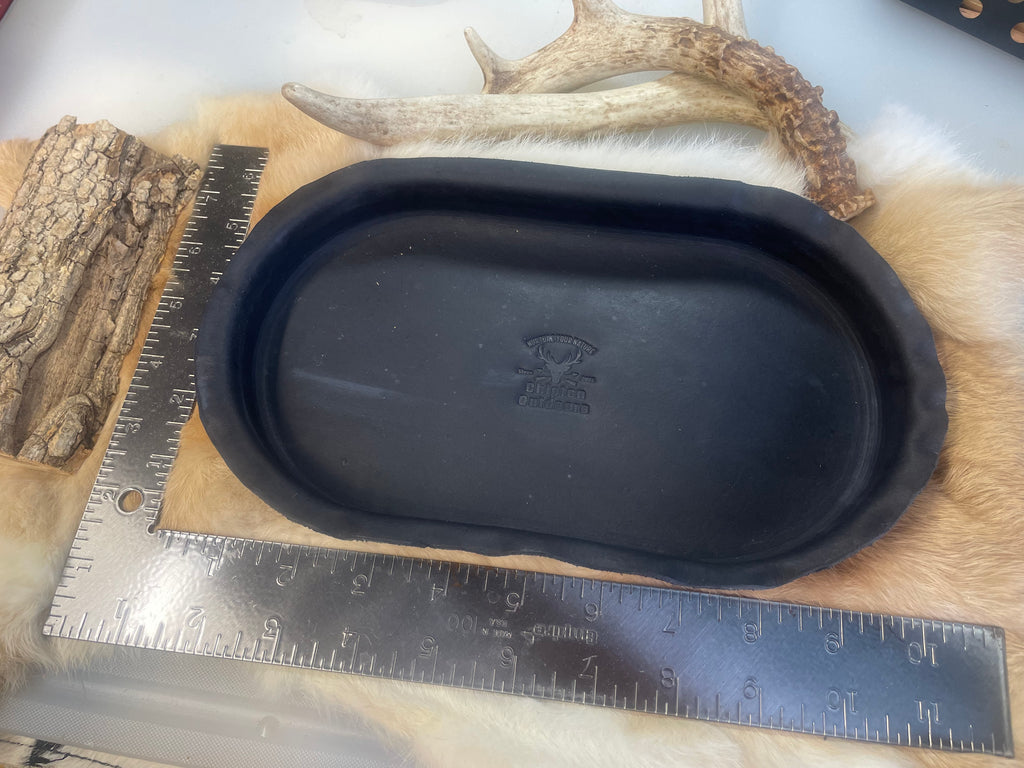 Hand made leather valet - Black