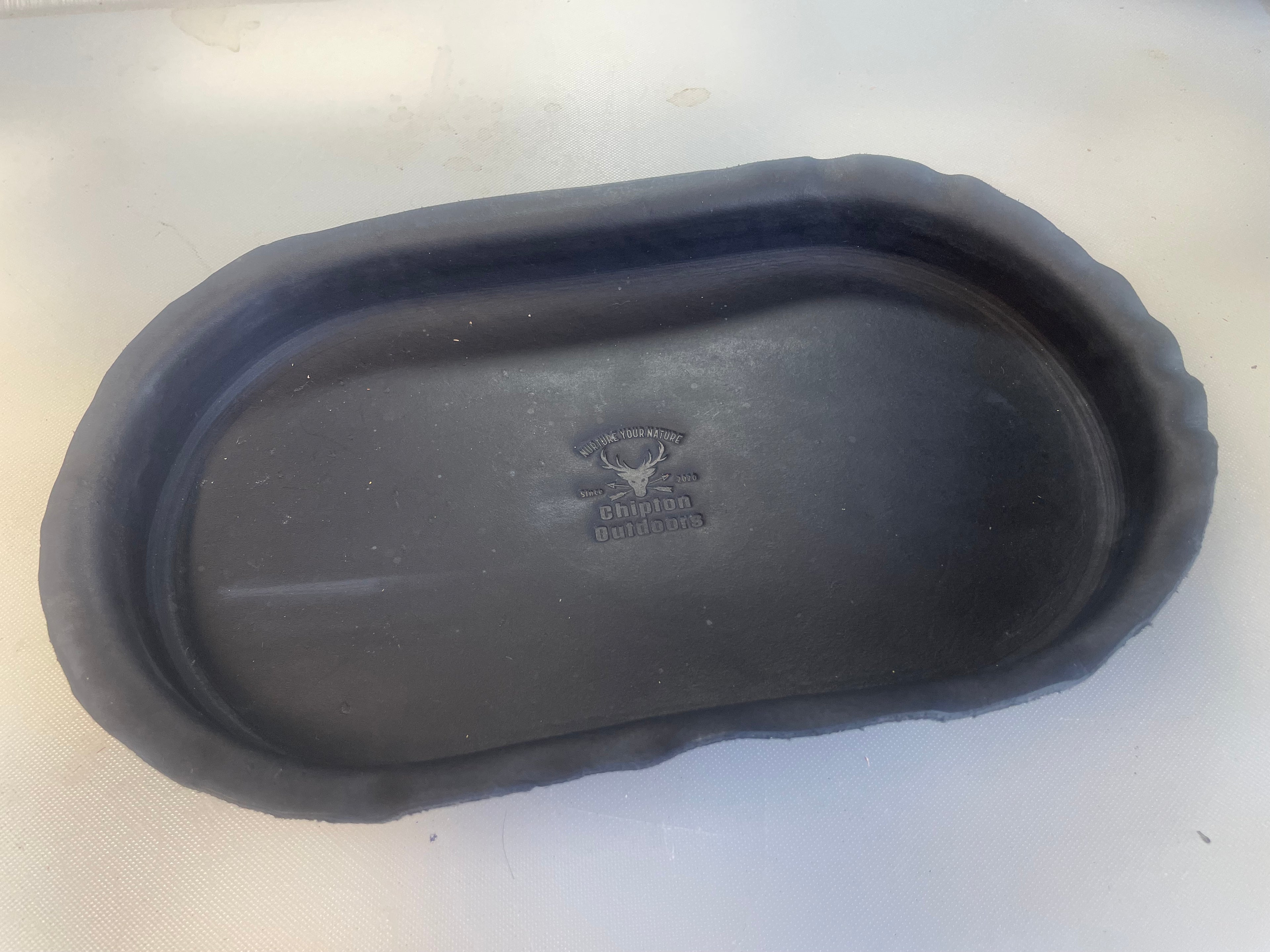 Hand made leather valet - Black