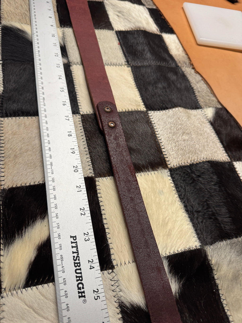 Hand crafted leather rifle sling - Burgandy