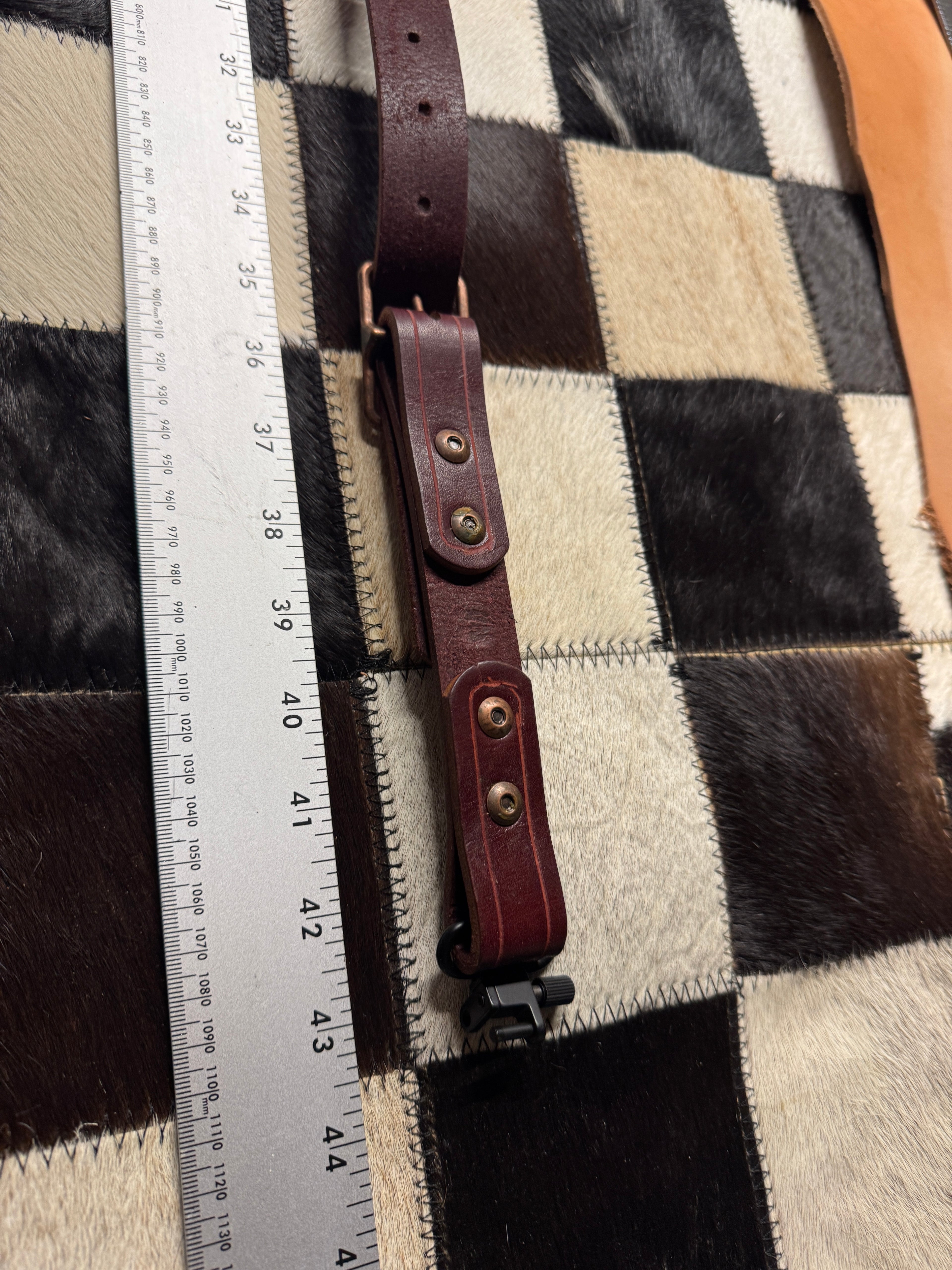 Hand crafted leather rifle sling - Burgandy